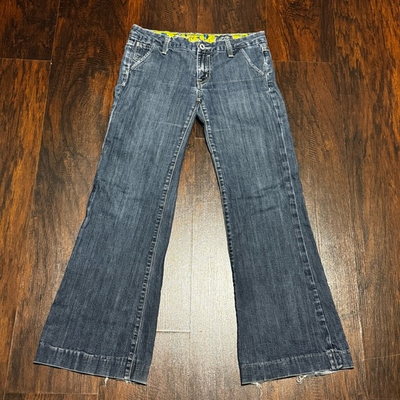 Miss Me Wide Leg Flare Jeans JP4480 Geneva Vintage Y2K Flap Back Pockets 29 GUC - Picture 3 of 15